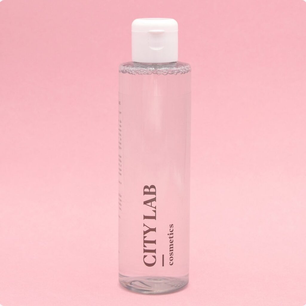 Acqua Micellare con acqua di rose